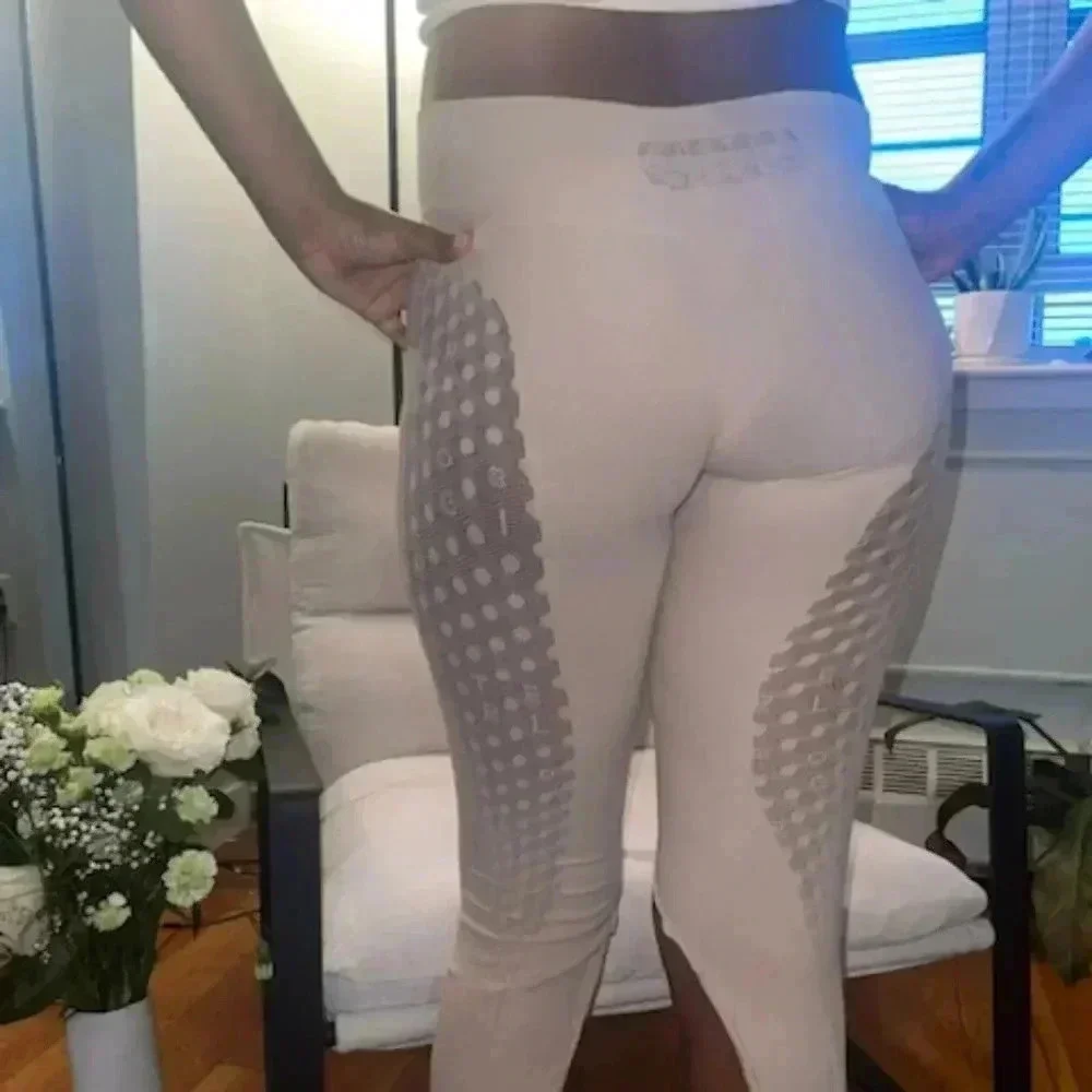NWOT Poster Girl-Tullia Pants